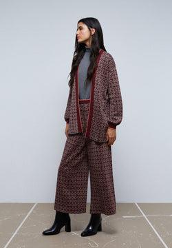 AUSGESTELLTE STRICKHOSE MIT LUREX