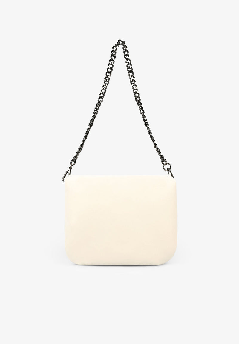 TASCHE MIT TRAGEKETTE