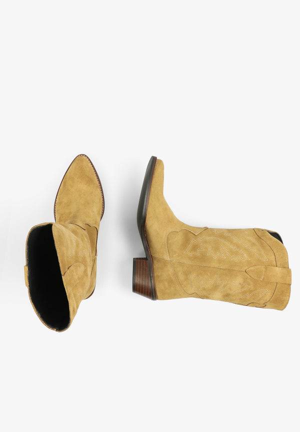 STIEFEL IM COWBOYLOOK AUS WILDLEDER