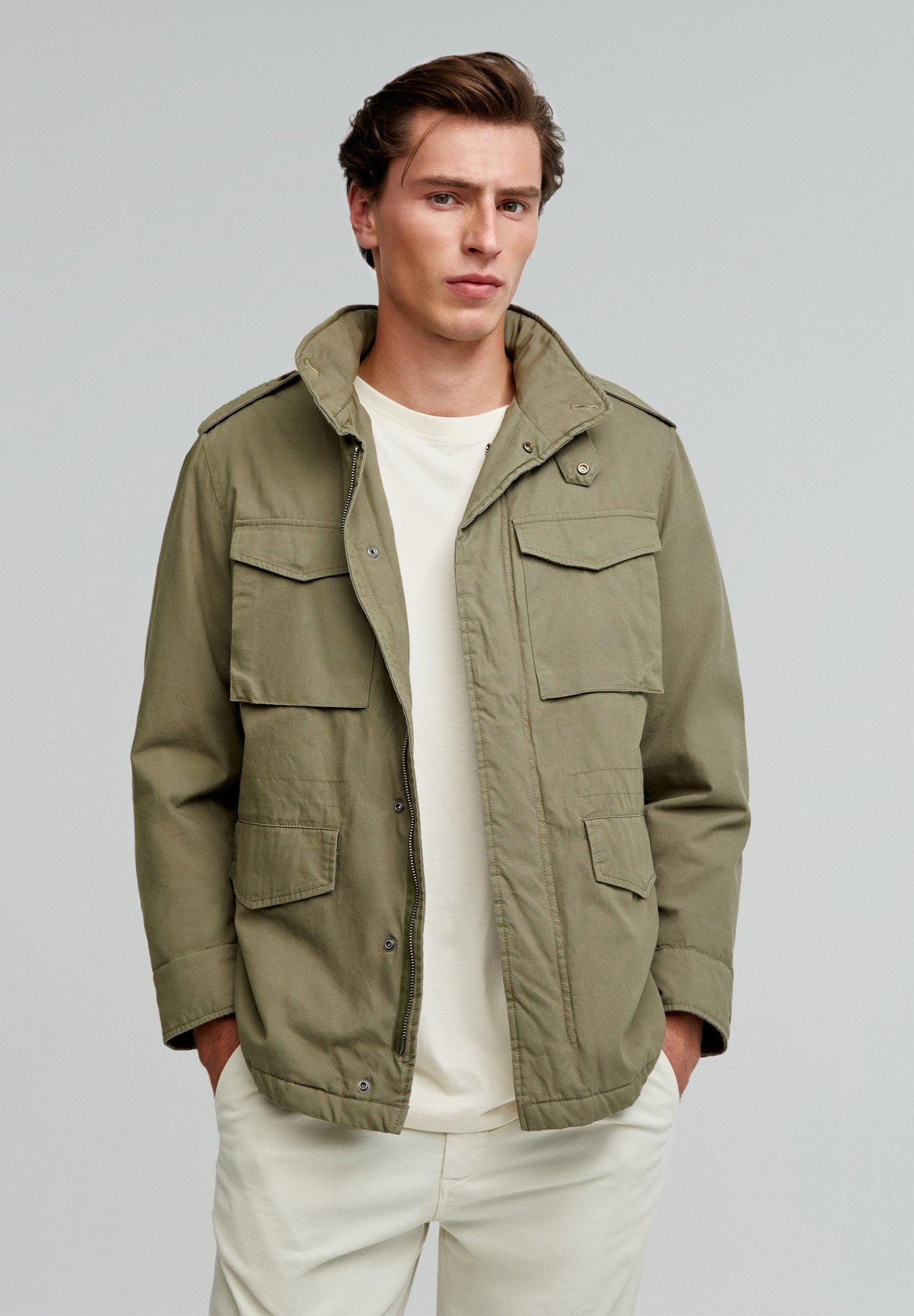 JACKE IM MILITÄRLOOK MIT TASCHEN