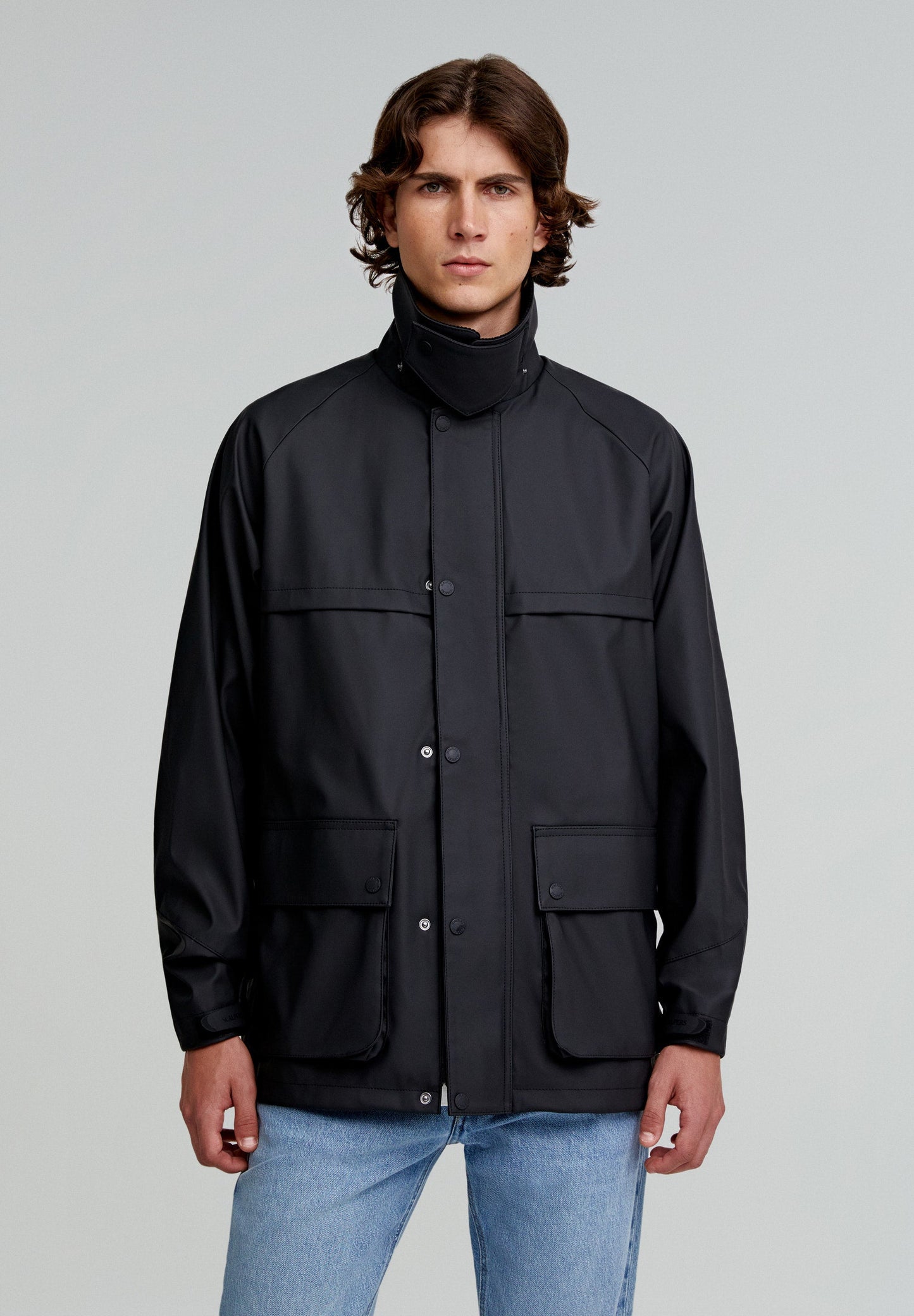 JACKE AUS FUNKTIONSSTOFF MIT KRAGEN AUS CORD