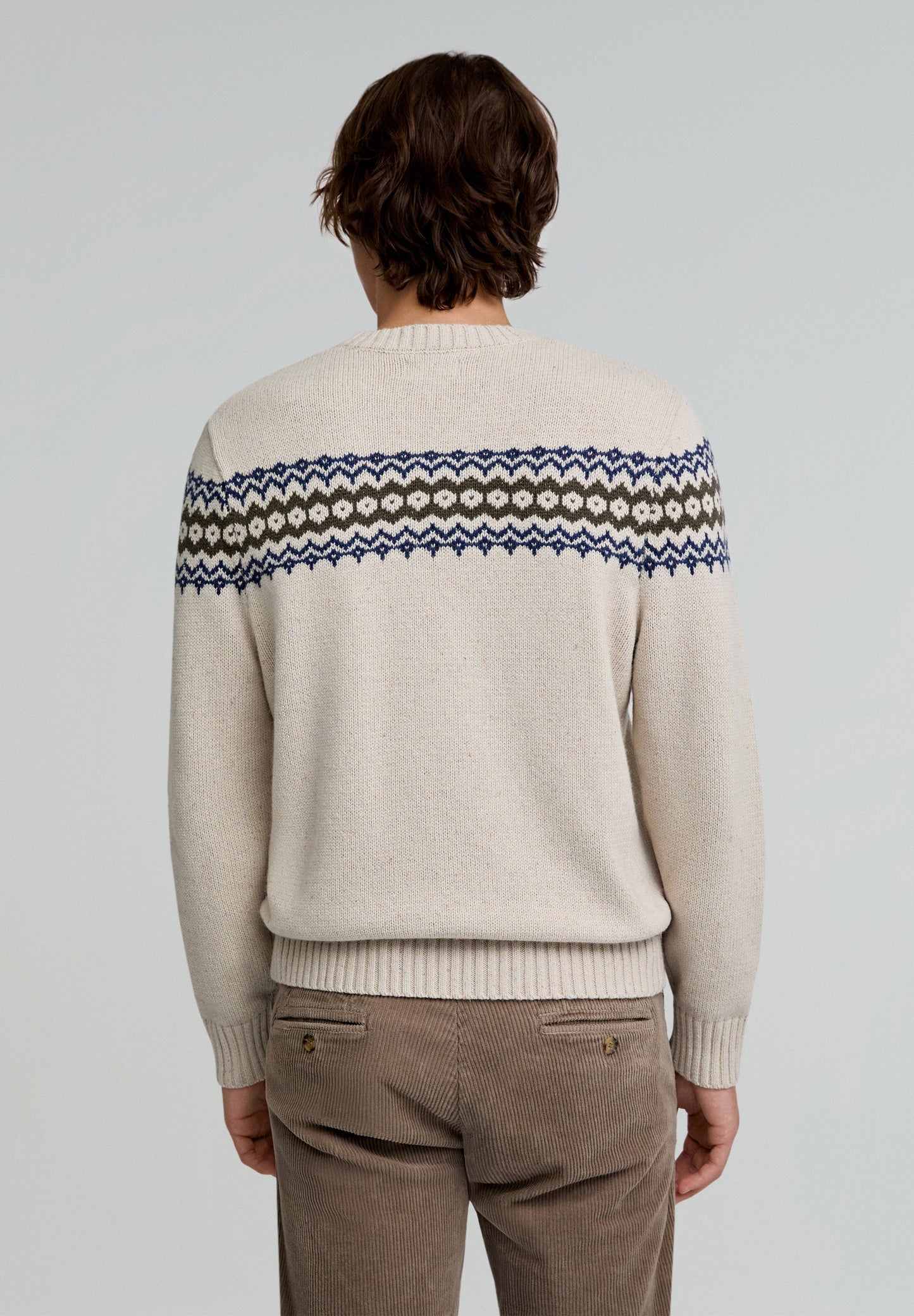 PULLOVER MIT WINTERLICHEN MOTIVEN