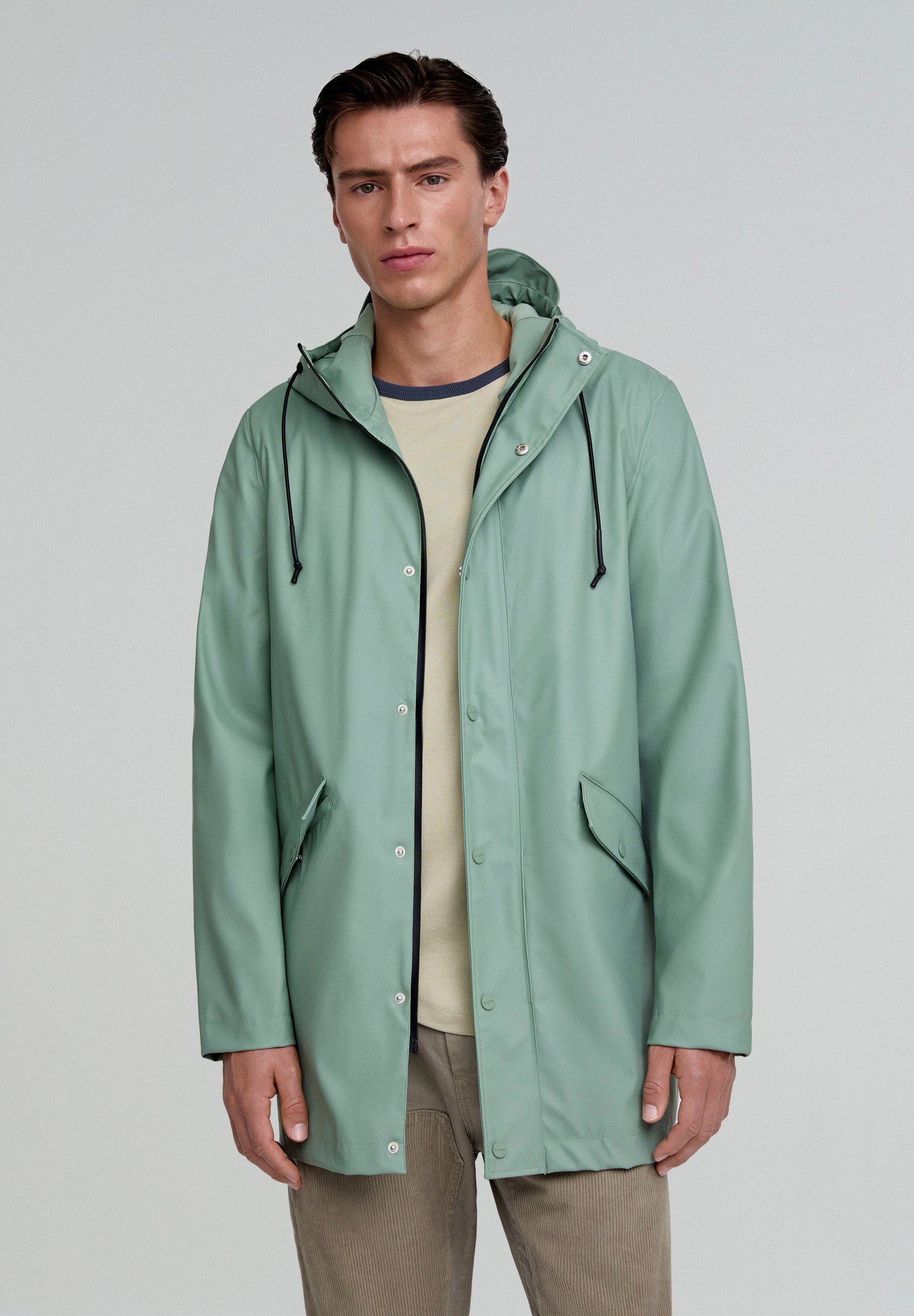 COLLEGE RAINCOAT