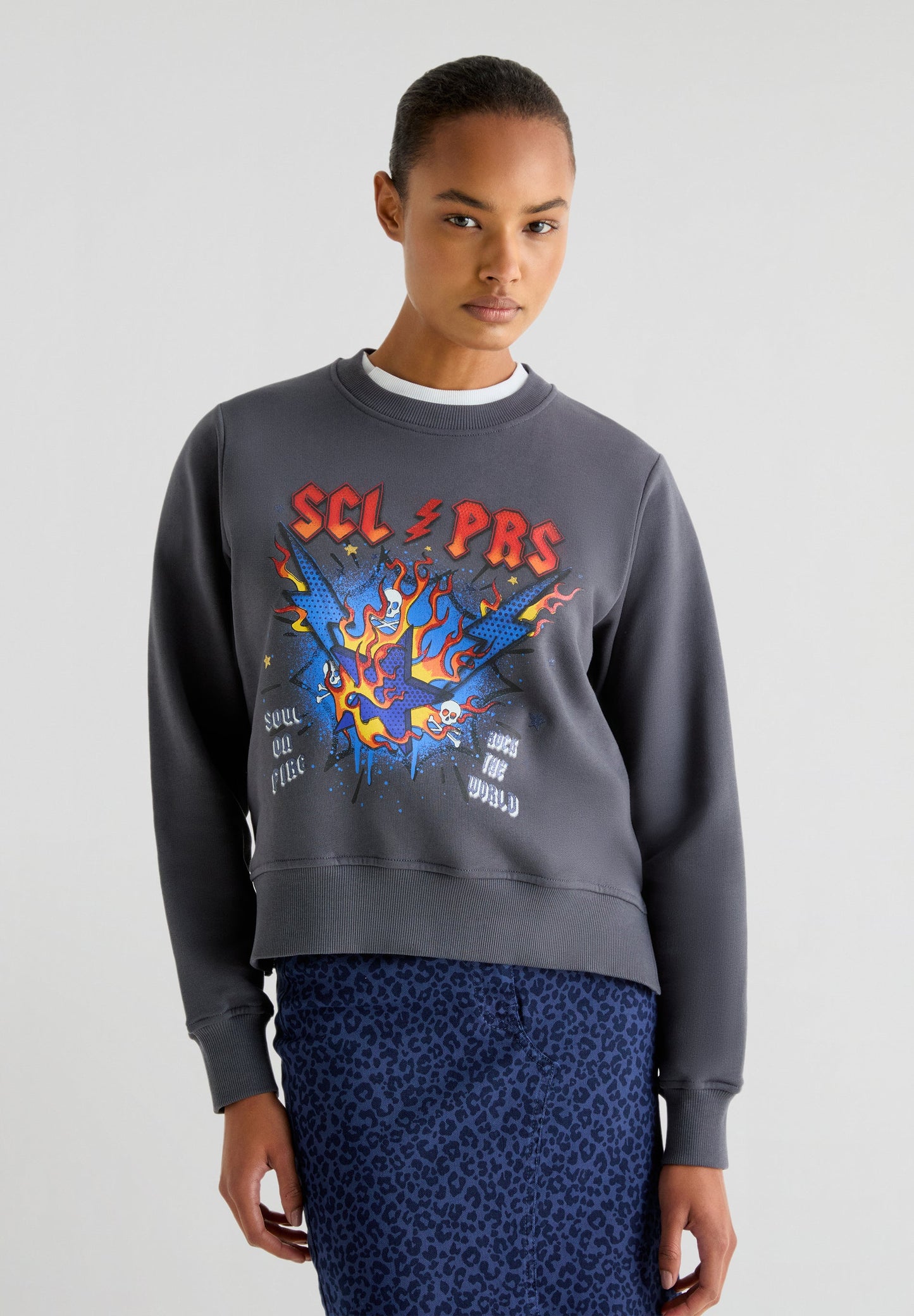 SWEATSHIRT MIT ROCKER-PRINT