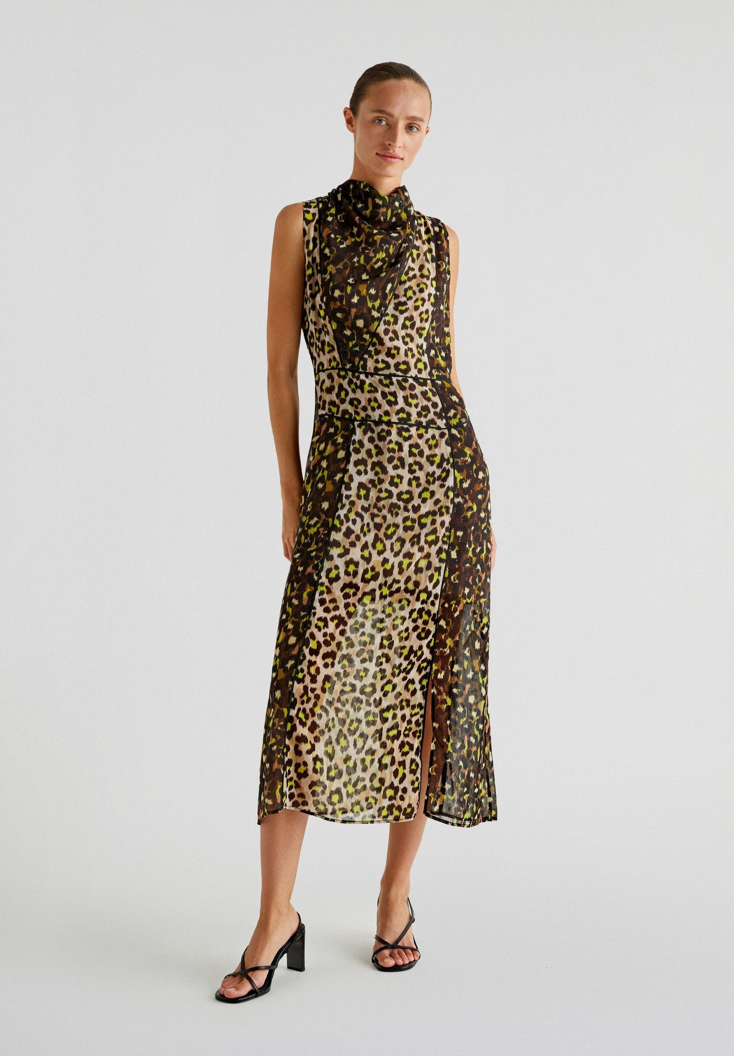 KLEID MIT ANIMALPRINT