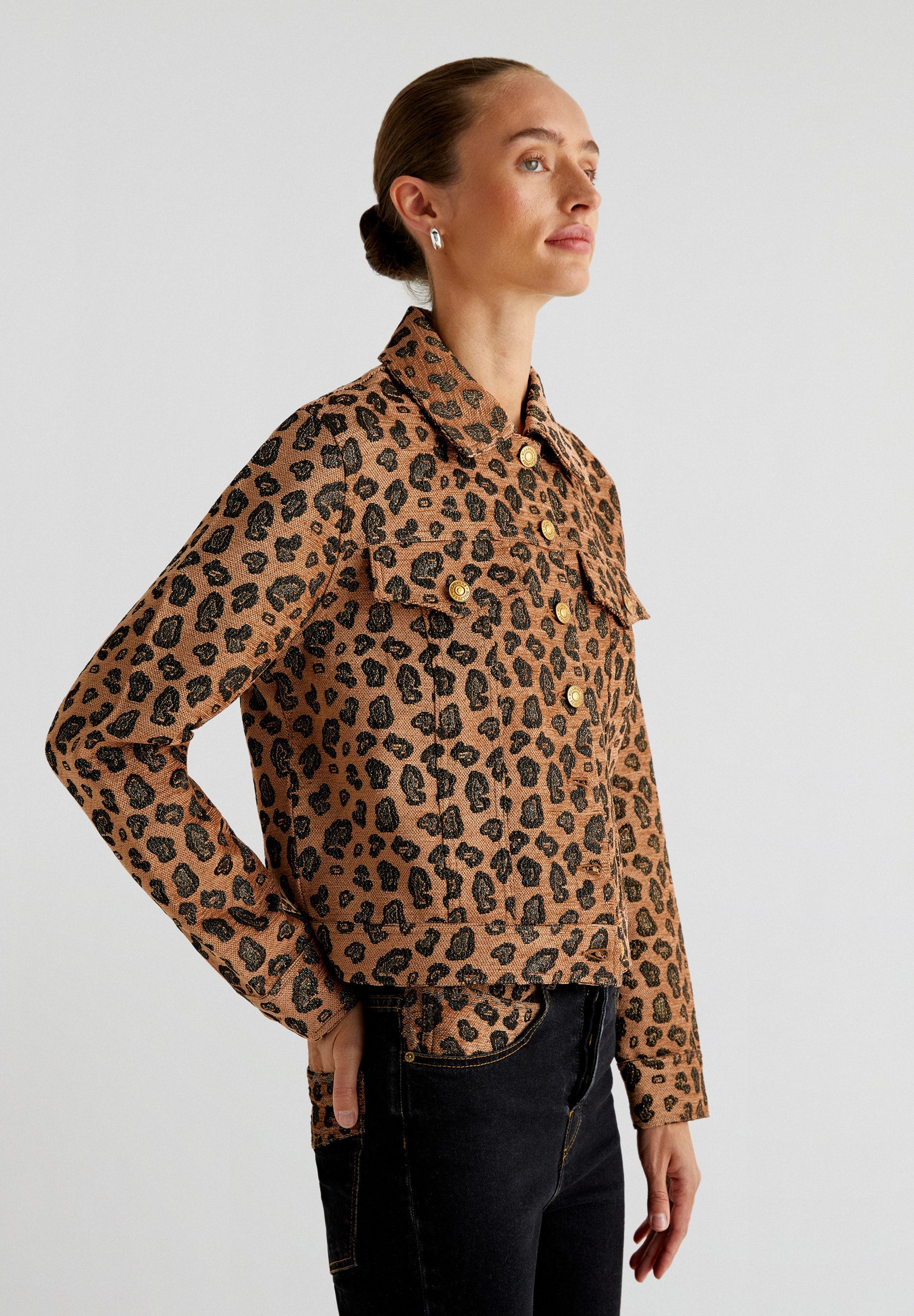 JACKE MIT ANIMALPRINT