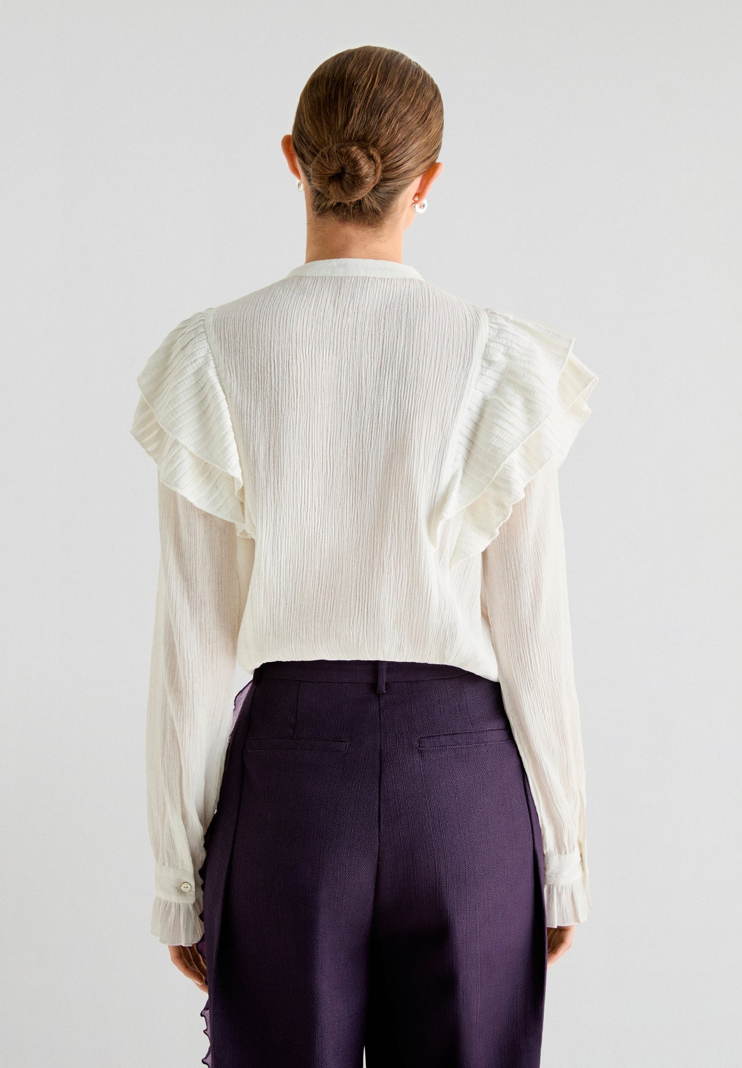 PLEAT RUFFLE SHIRT