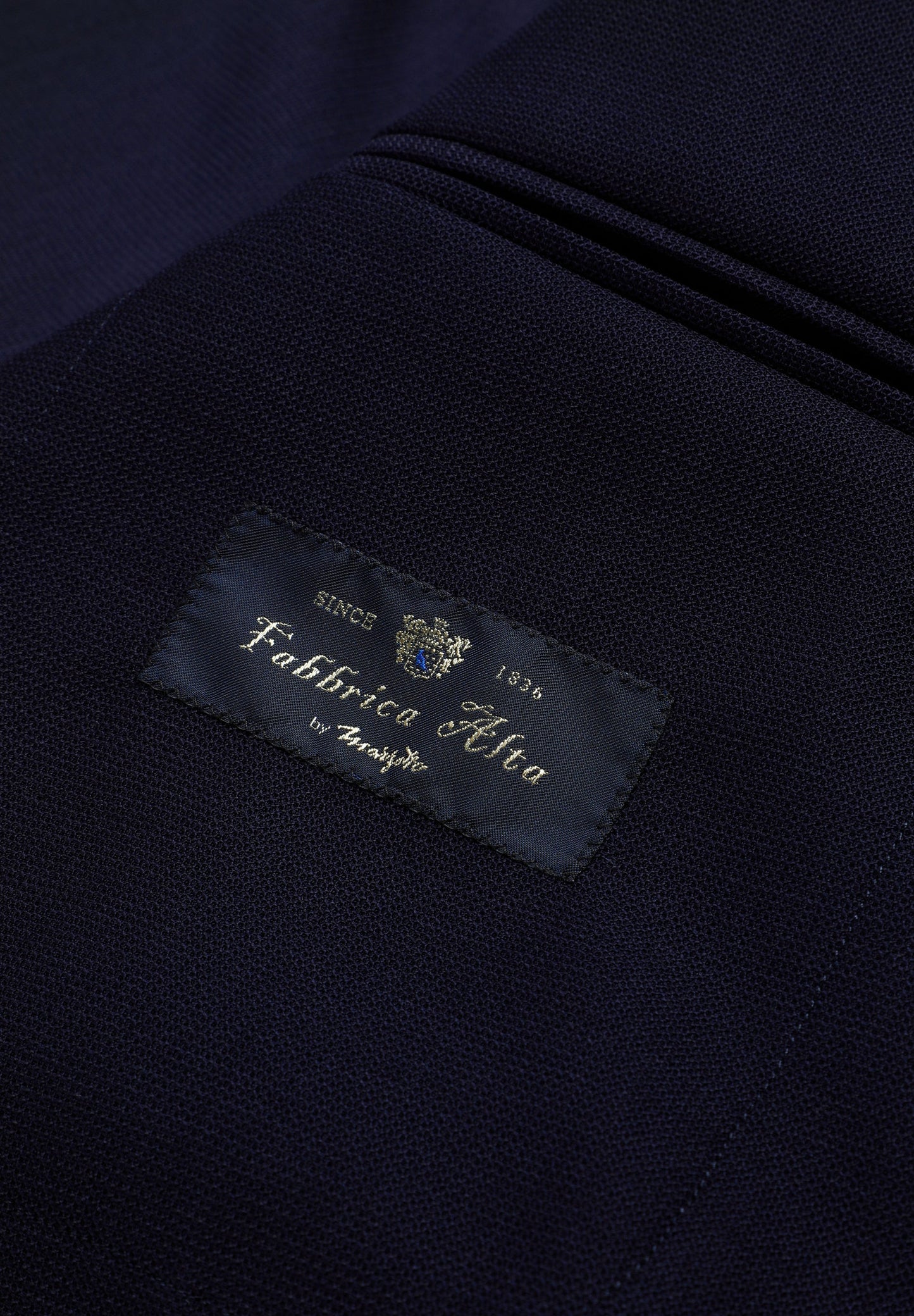 FIGURBETONTER BLAZER MIT TASCHEN