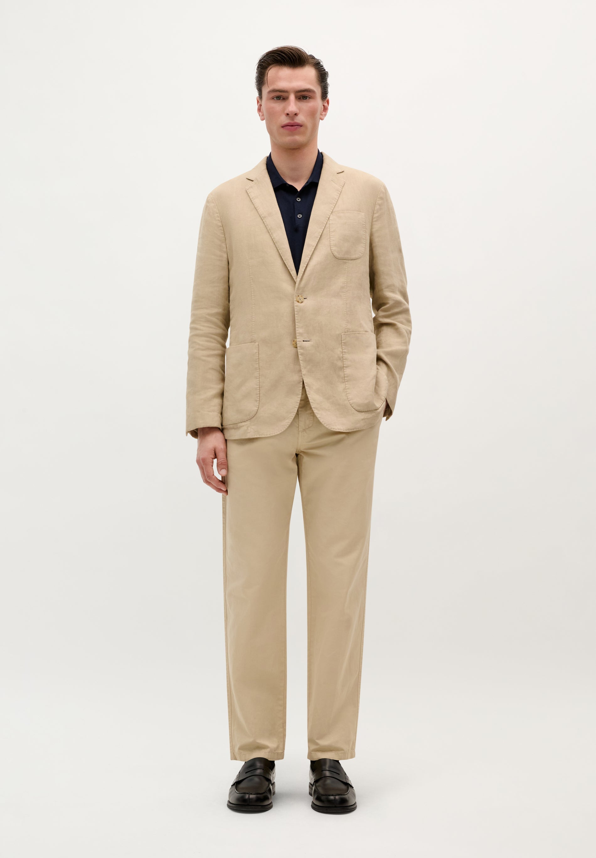 CHINOHOSE MIT BUNDFALTEN