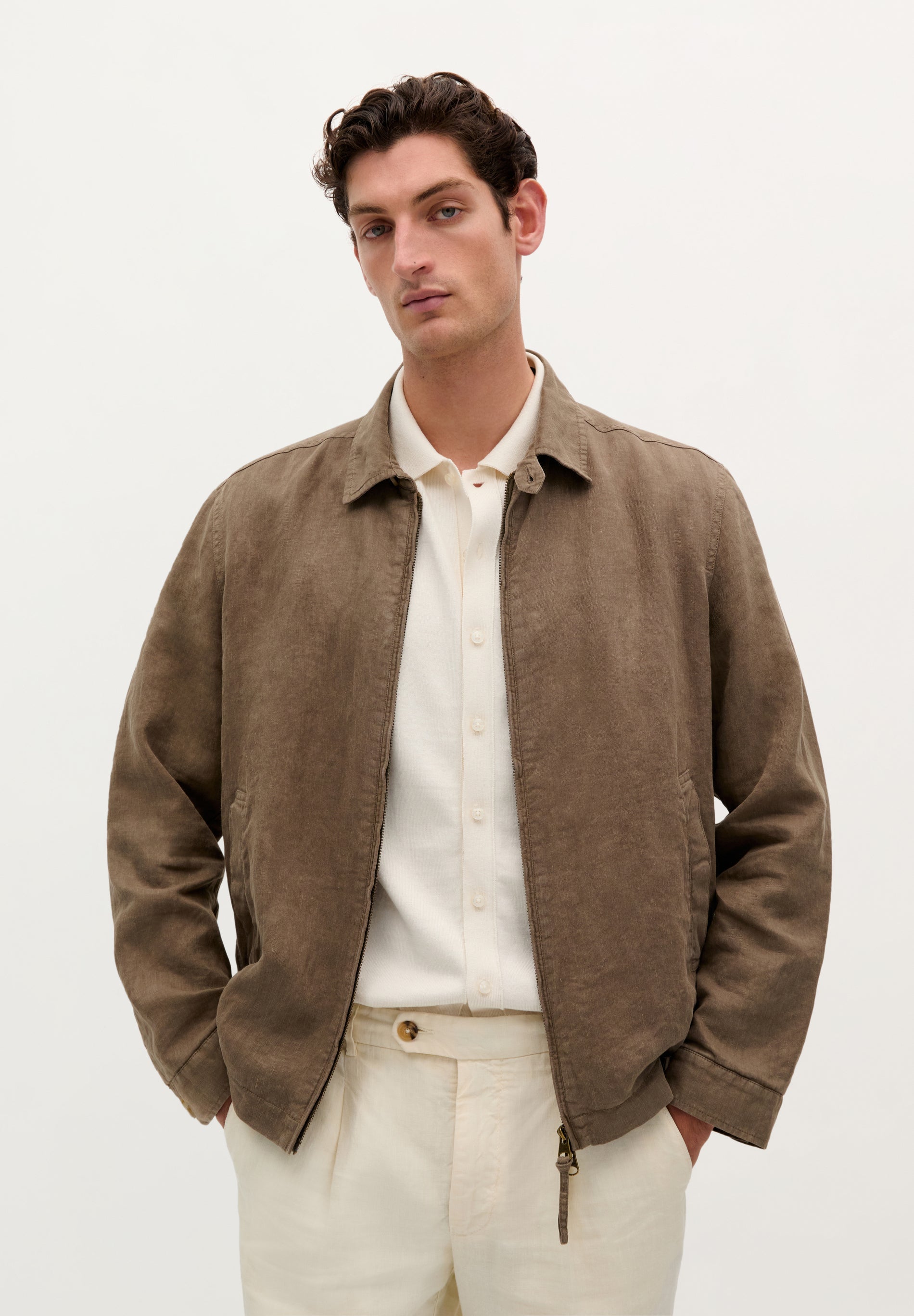 LEICHTE JACKE AUS 100 % LEINEN