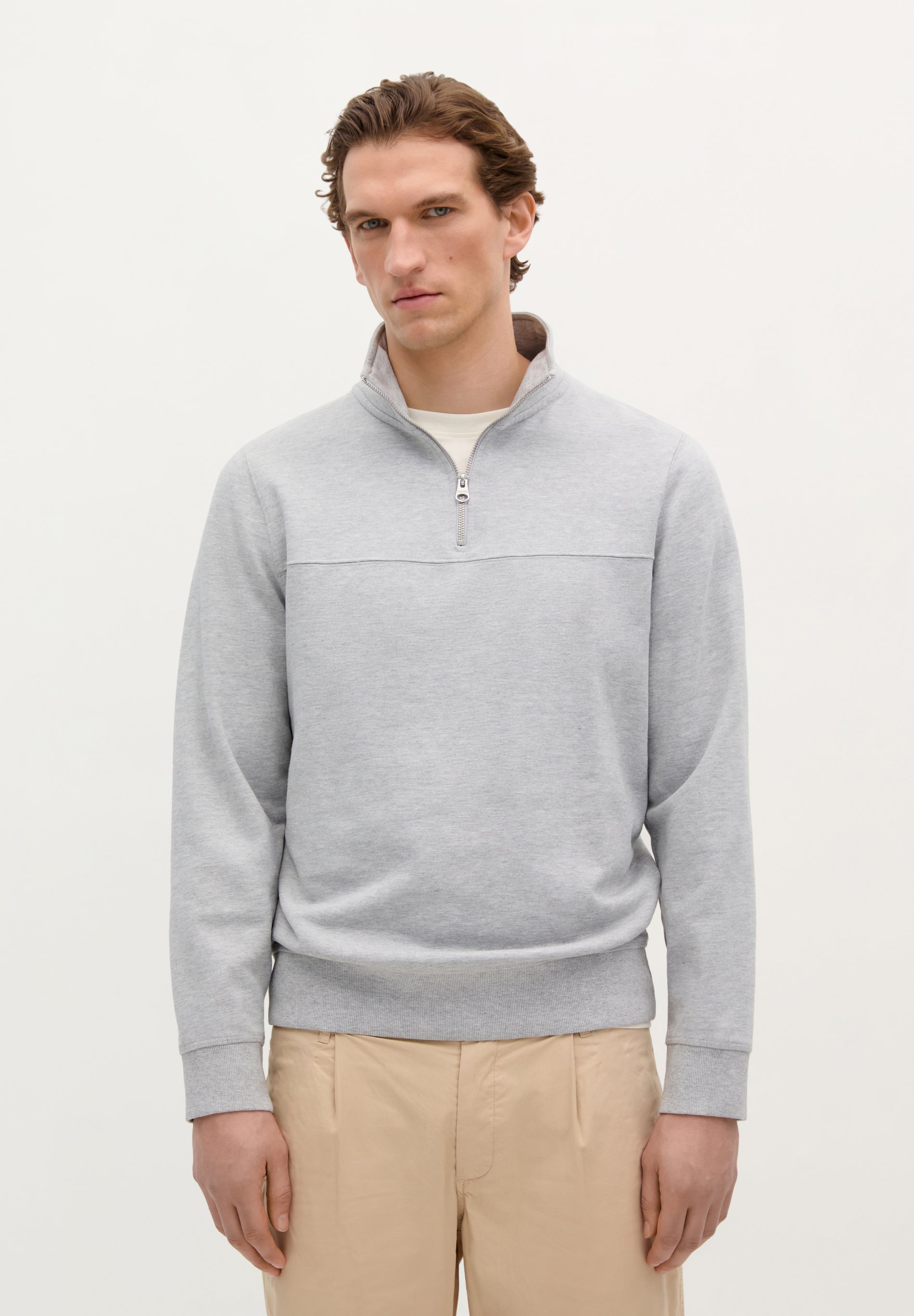 HOODY MIT REISSVERSCHLUSS AM KRAGEN