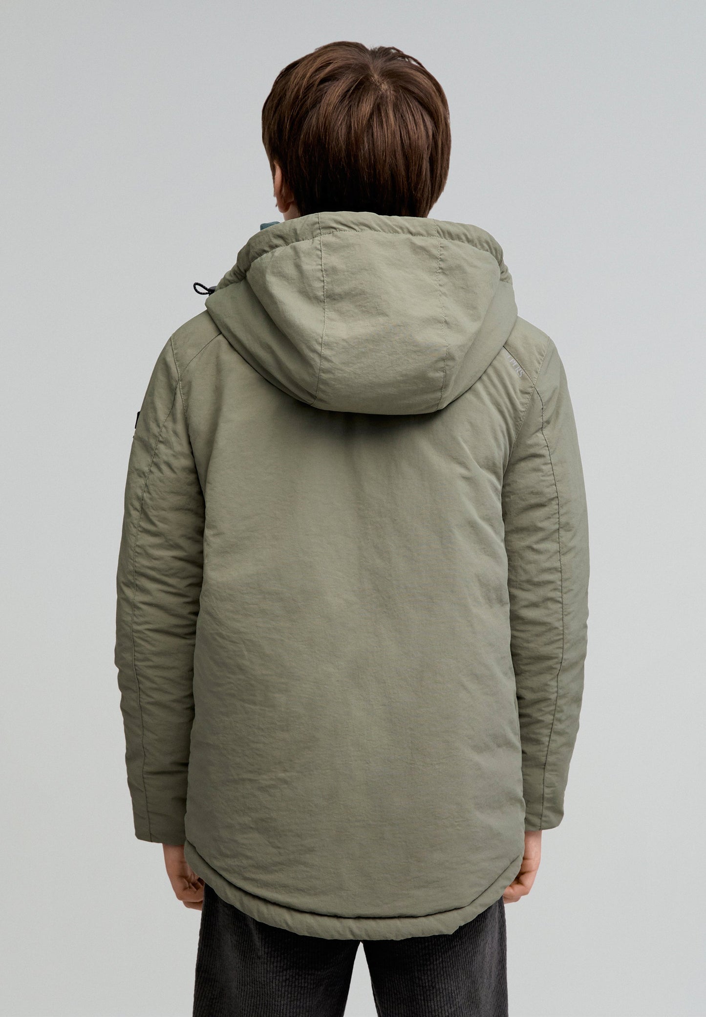 PARKA MIT PATCH UND TASCHEN