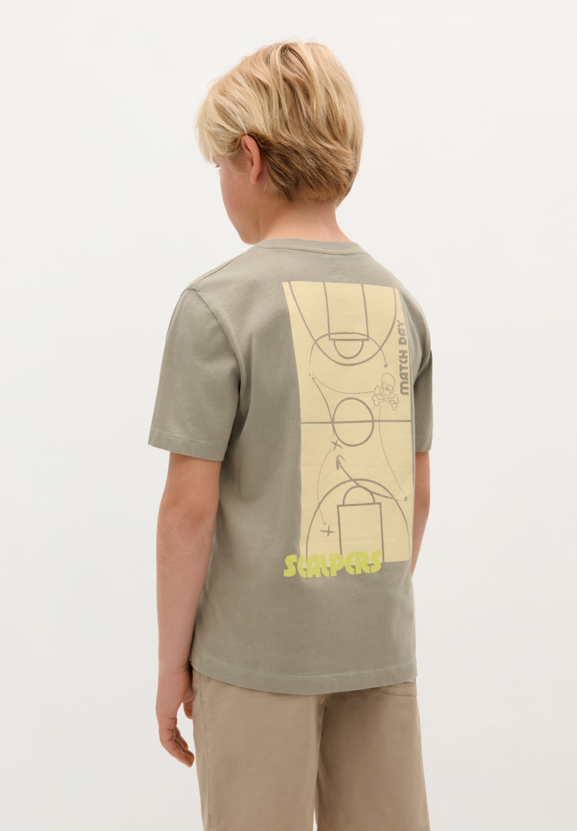 T-SHIRT MIT BASKET-PRINT