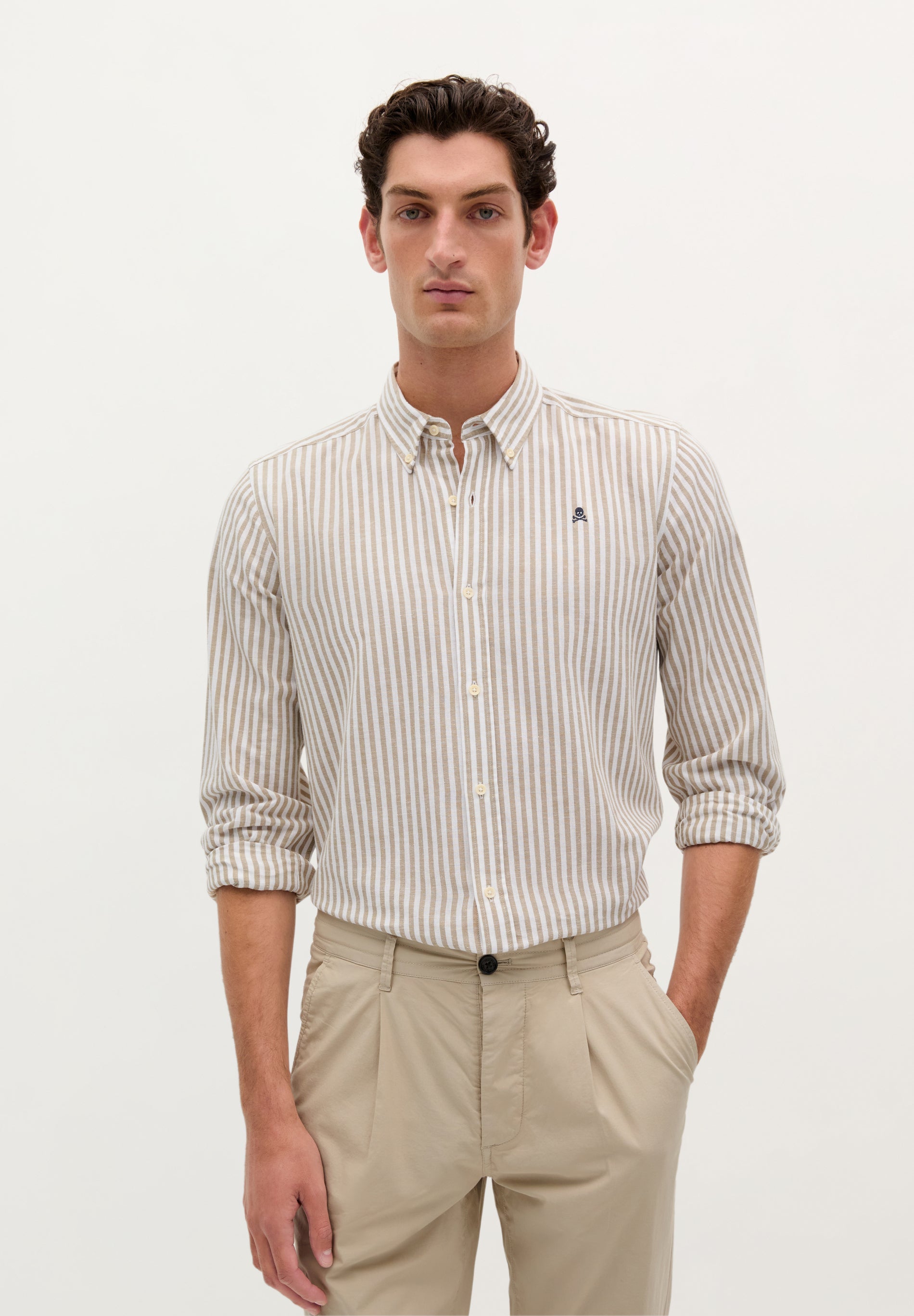 GESTREIFTES HEMD MIT BUTTON-DOWN-KRAGEN