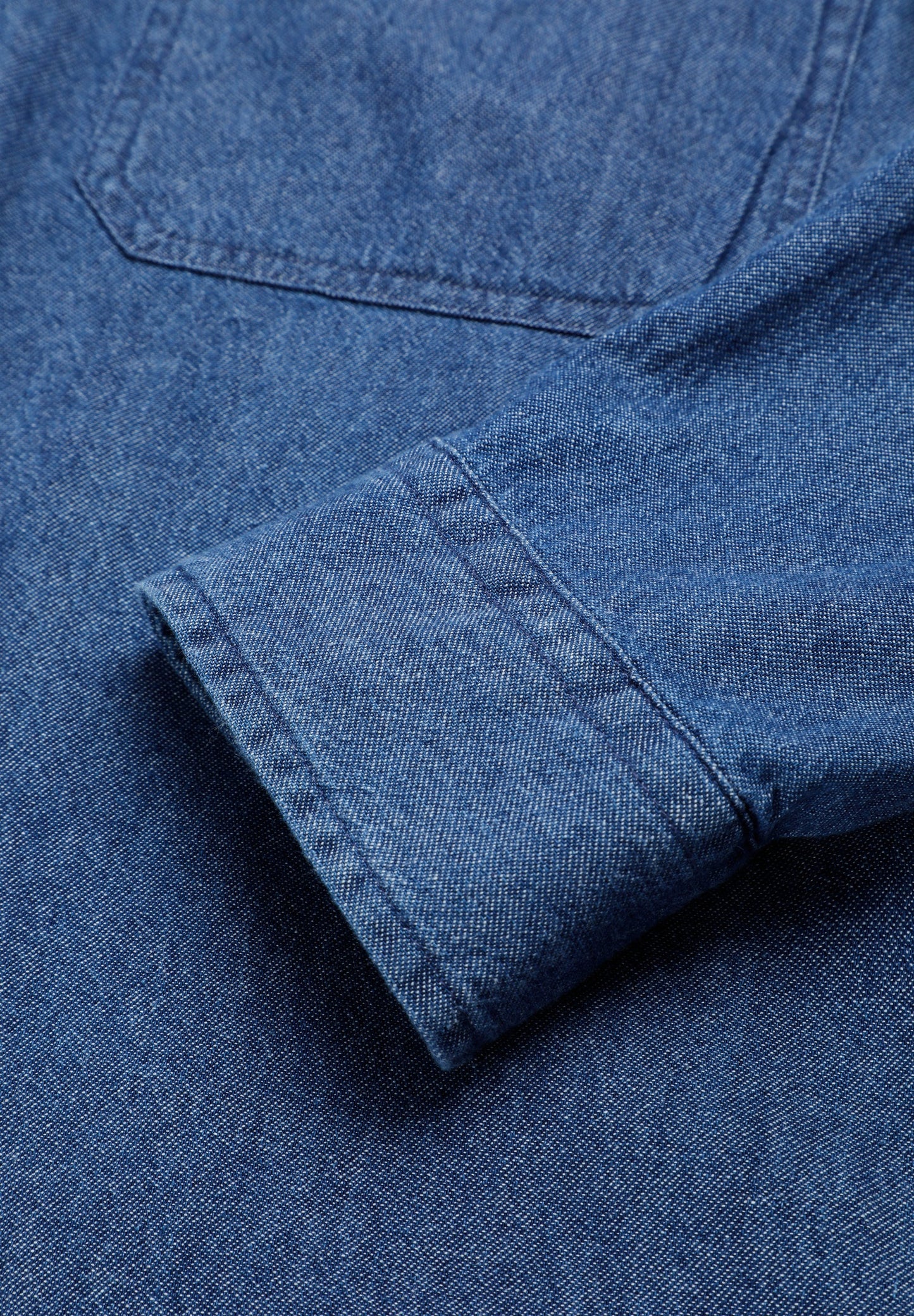 DENIMHEMD MIT TASCHEN