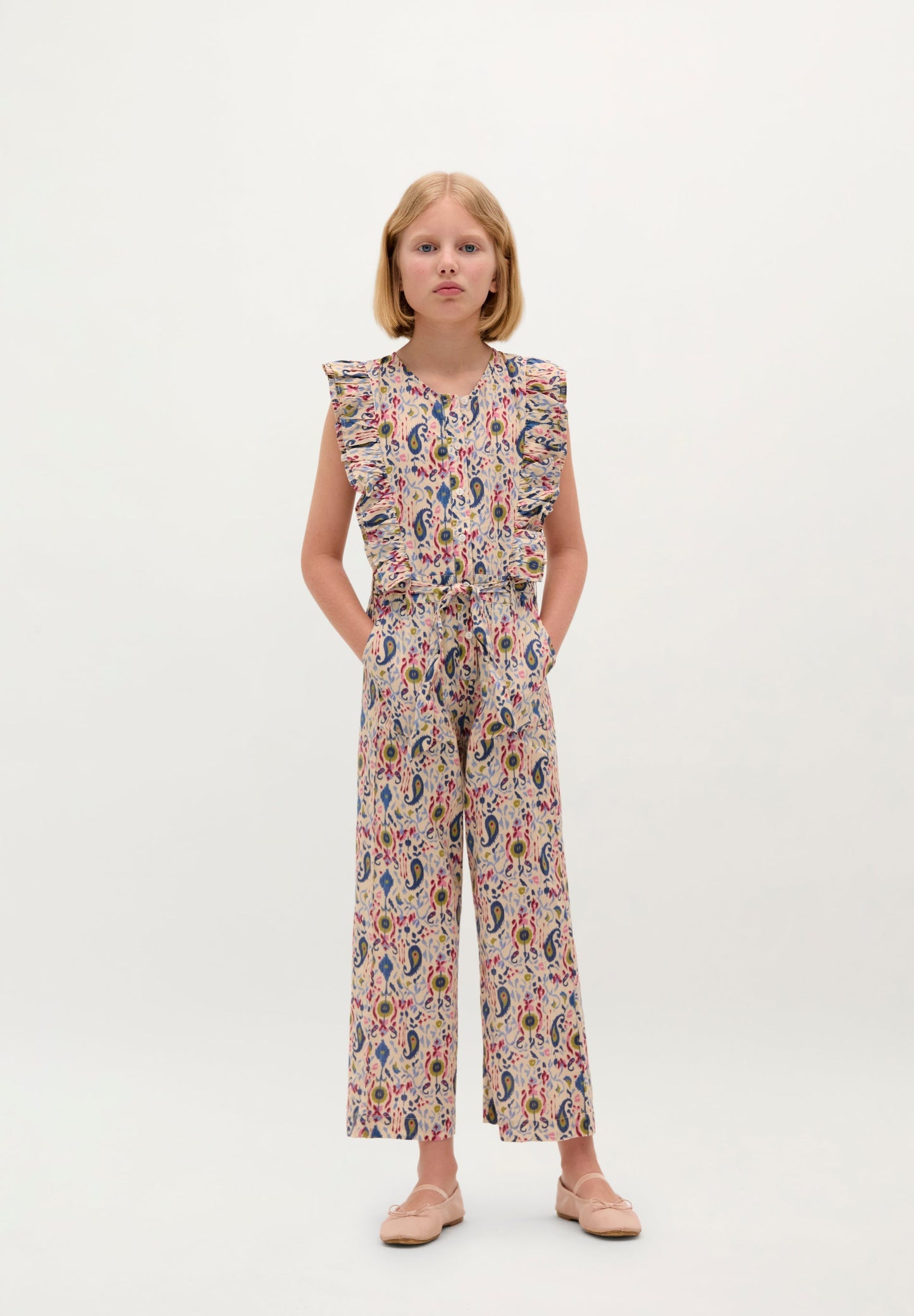 JUMPSUIT MIT PRINT UND VOLANT
