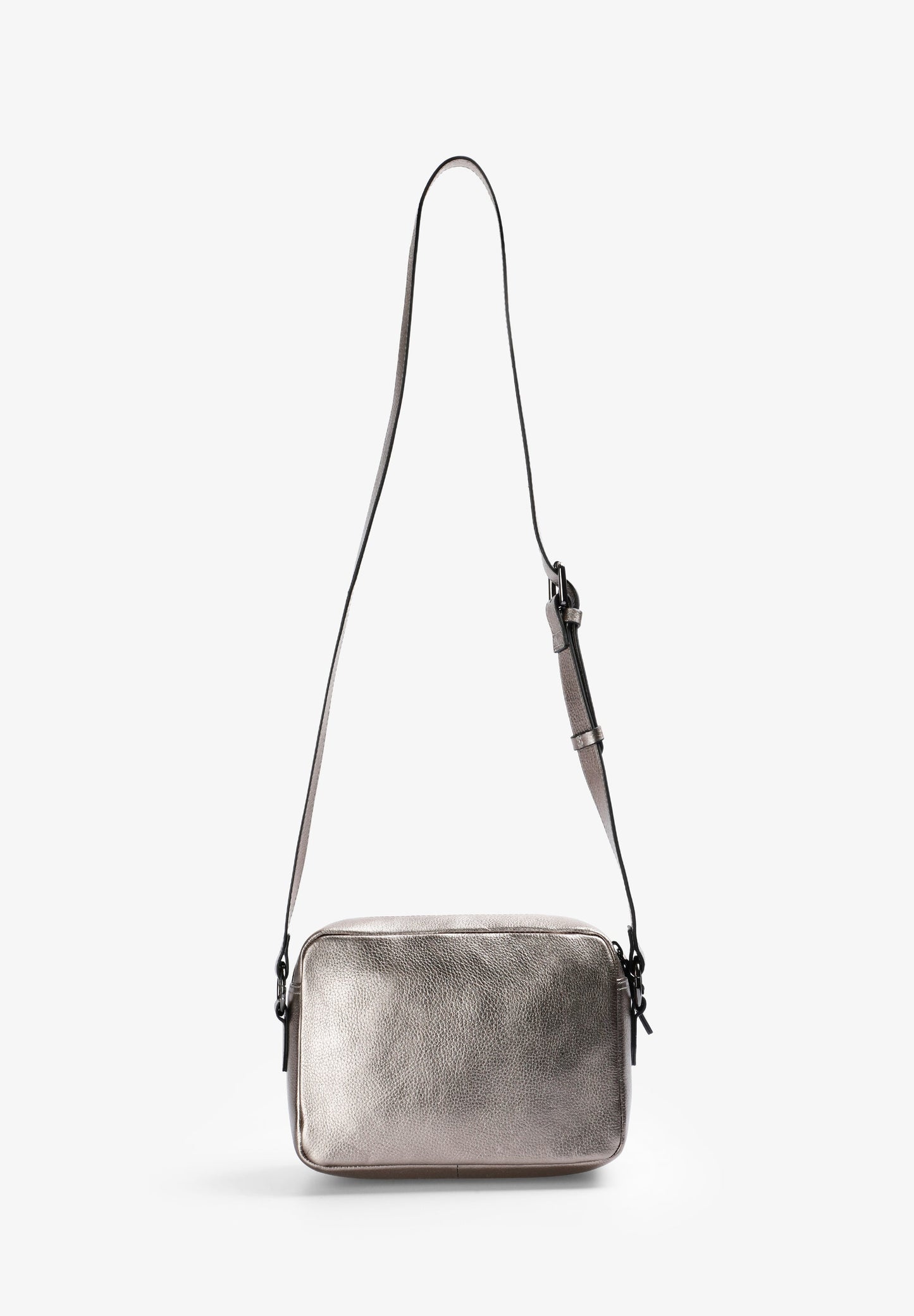 LEDERTASCHE MIT ALLOVER-TOTENKÖPFEN