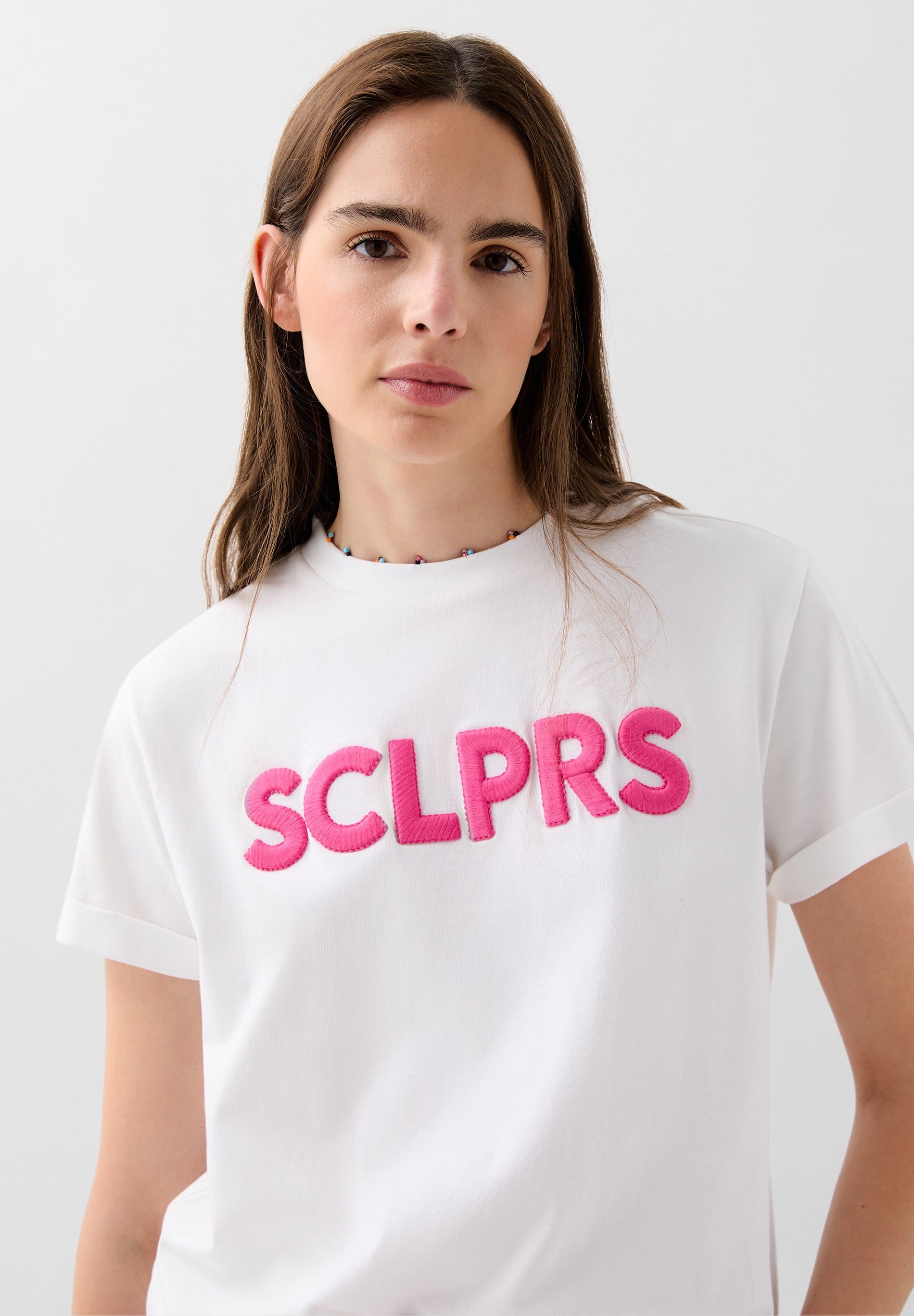 SHIRT MIT PRINT UND STRASS