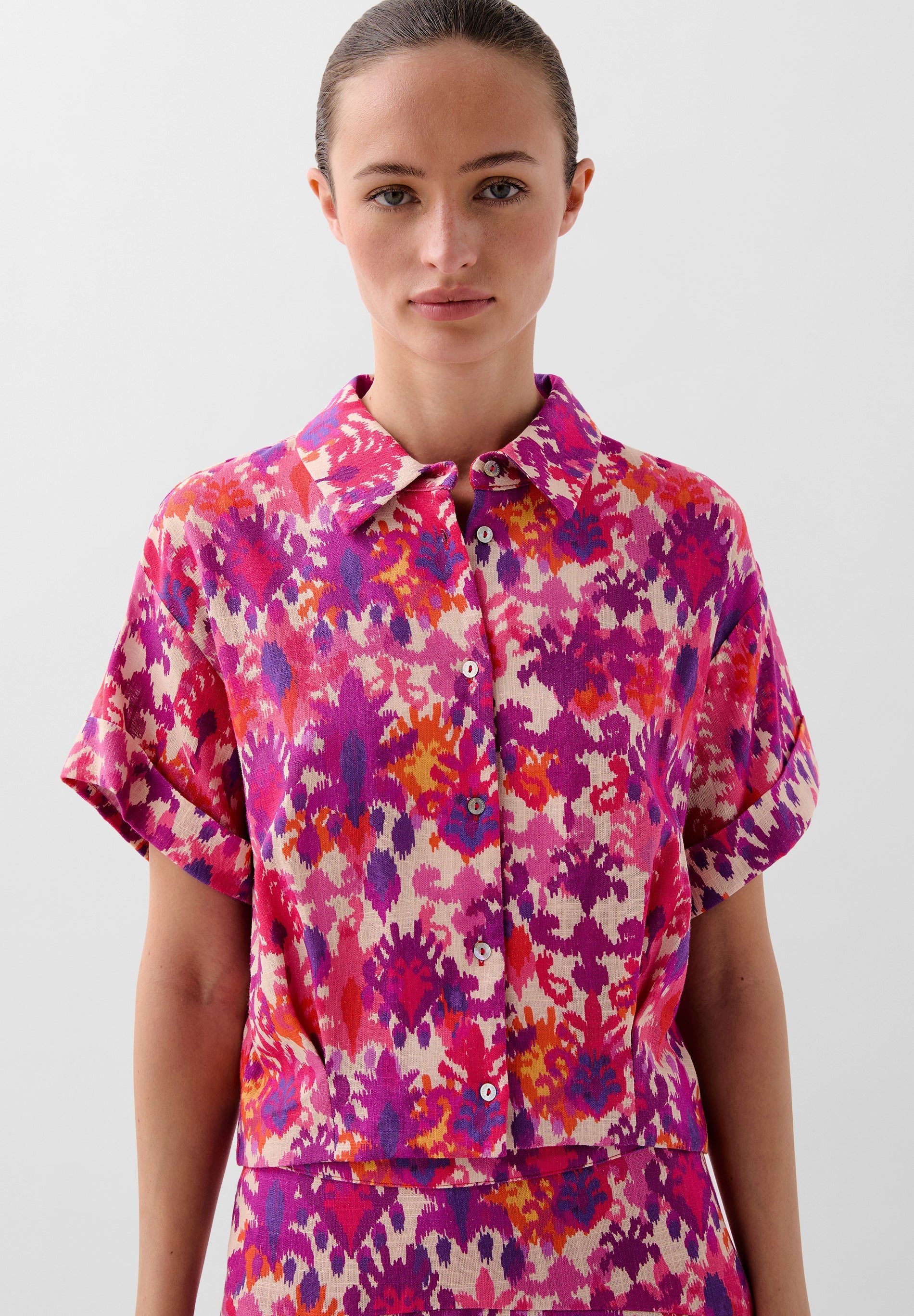 FLIESSENDES HEMD MIT PRINT