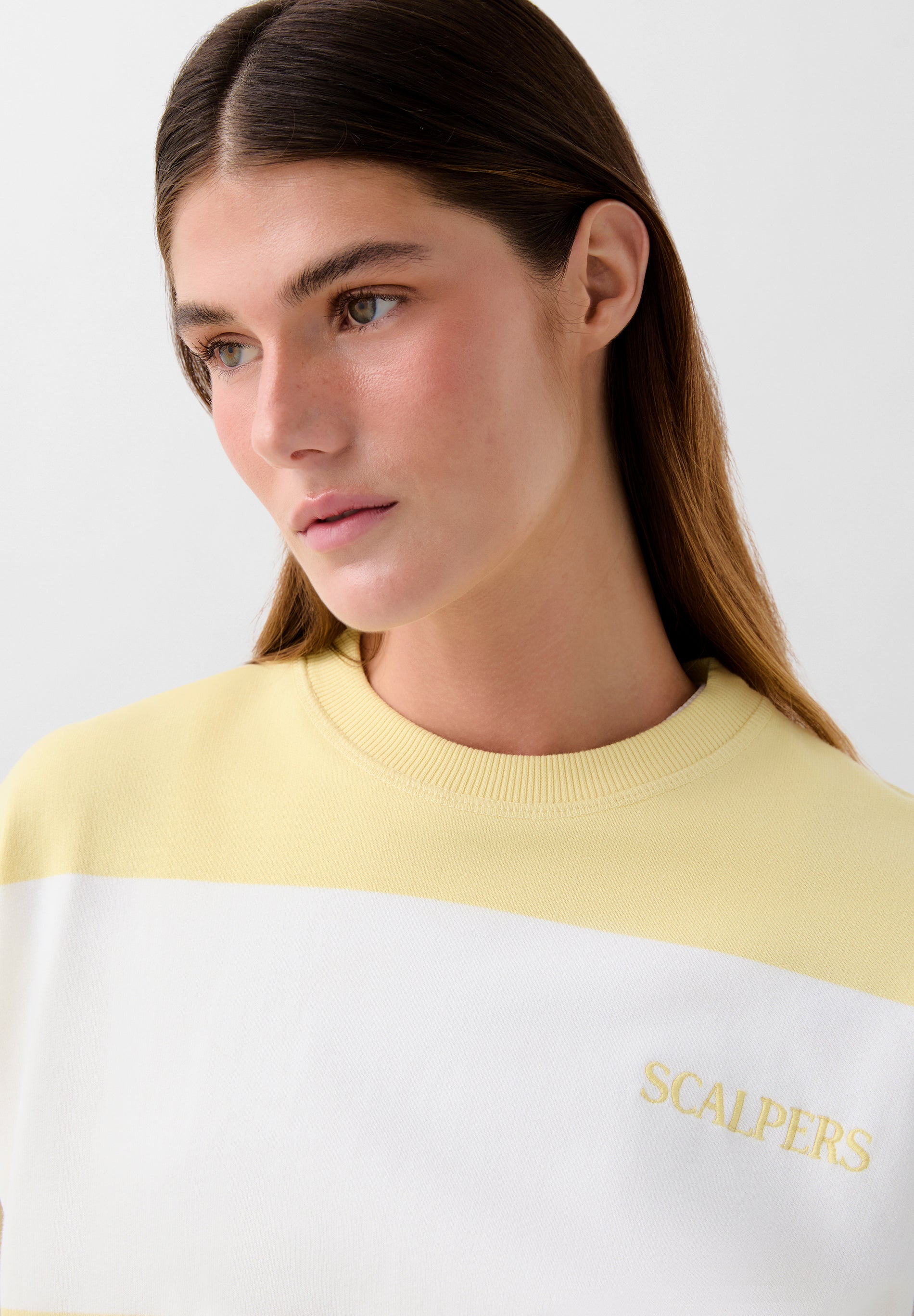 GESTREIFTES SWEATSHIRT MIT LOGO-STICKEREI