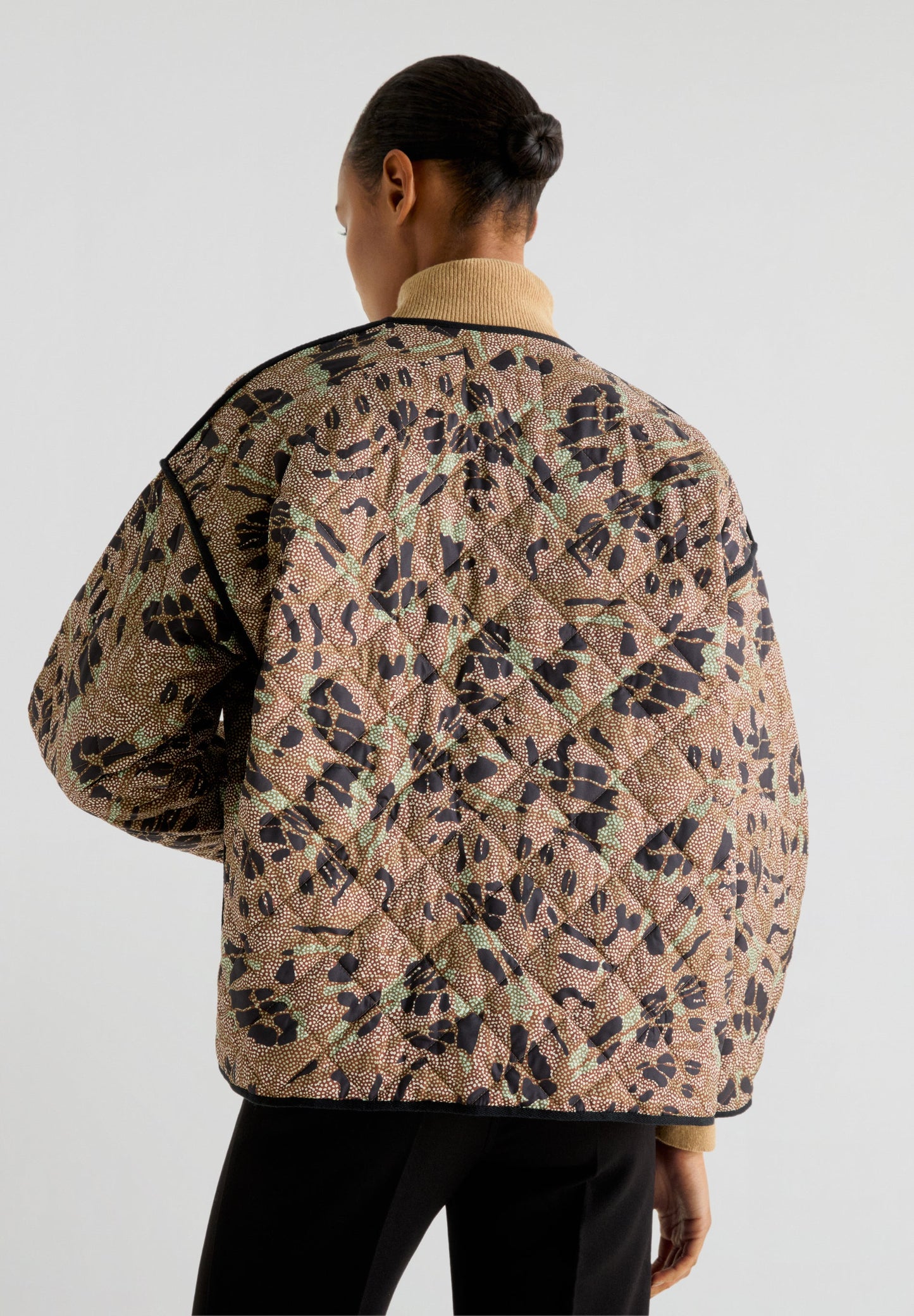 STEPPJACKE MIT PRINT