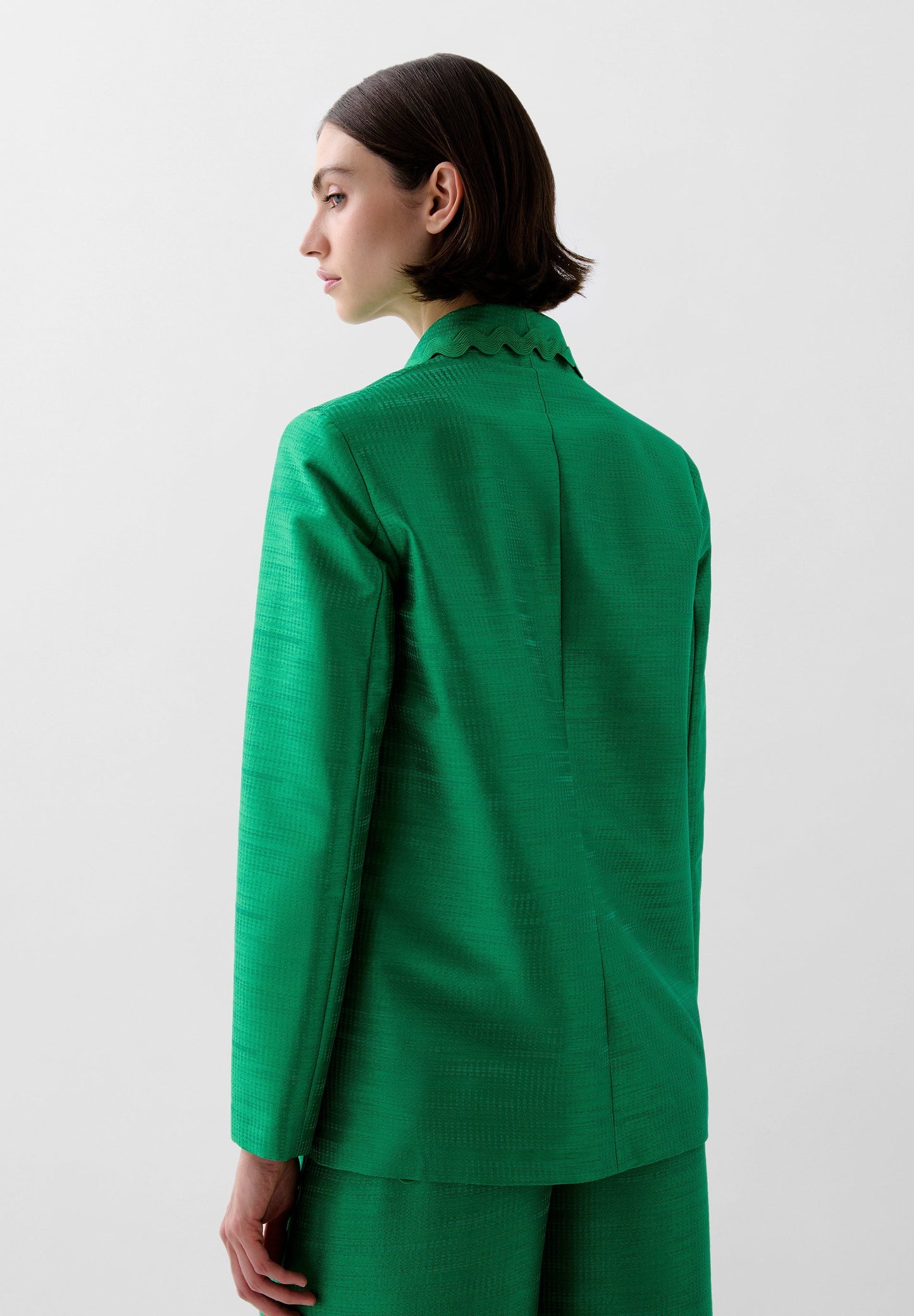 BLAZER MIT SCHULTERPOLSTERN UND WELLENMUSTER