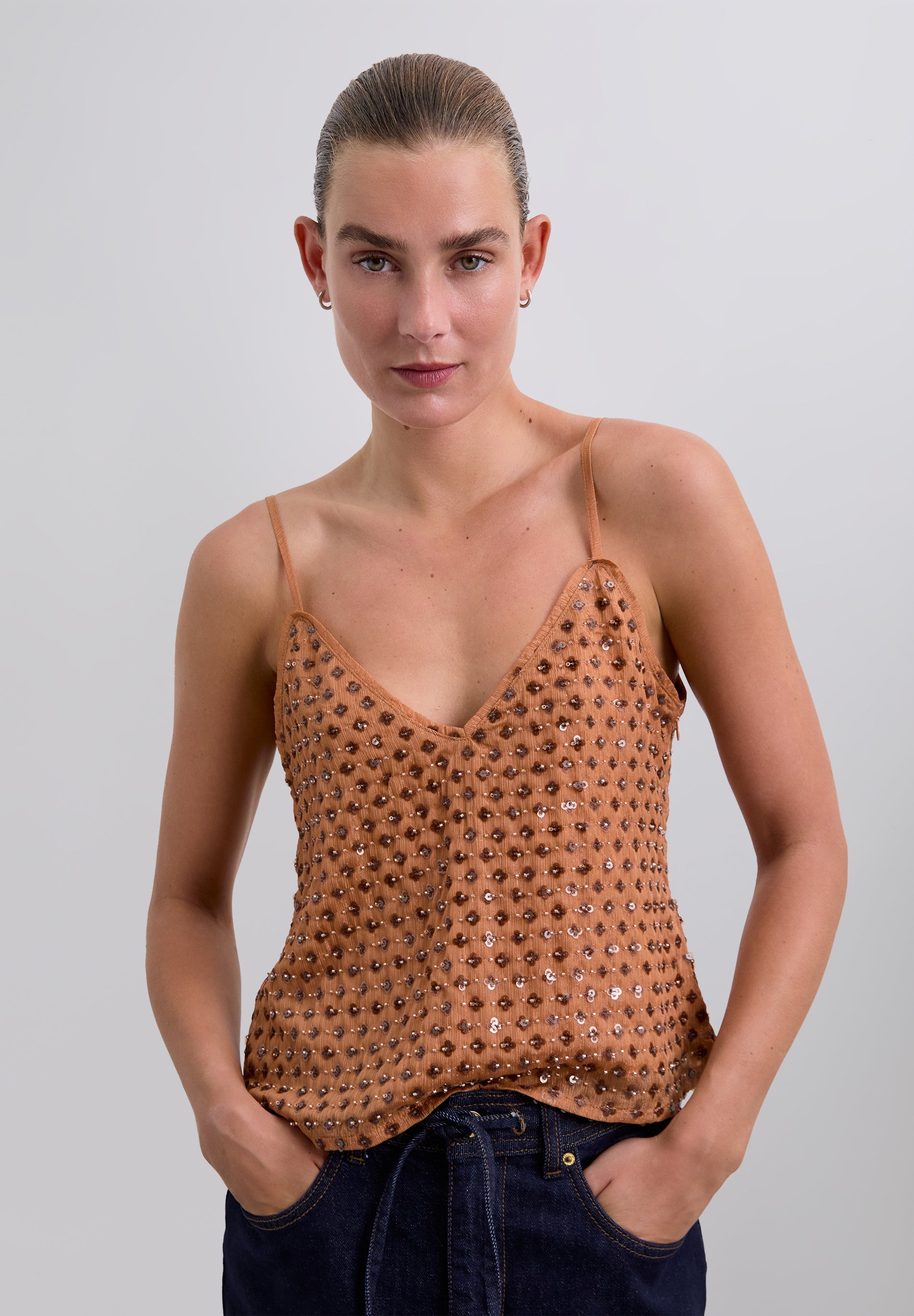 SCMACBEADS TOP