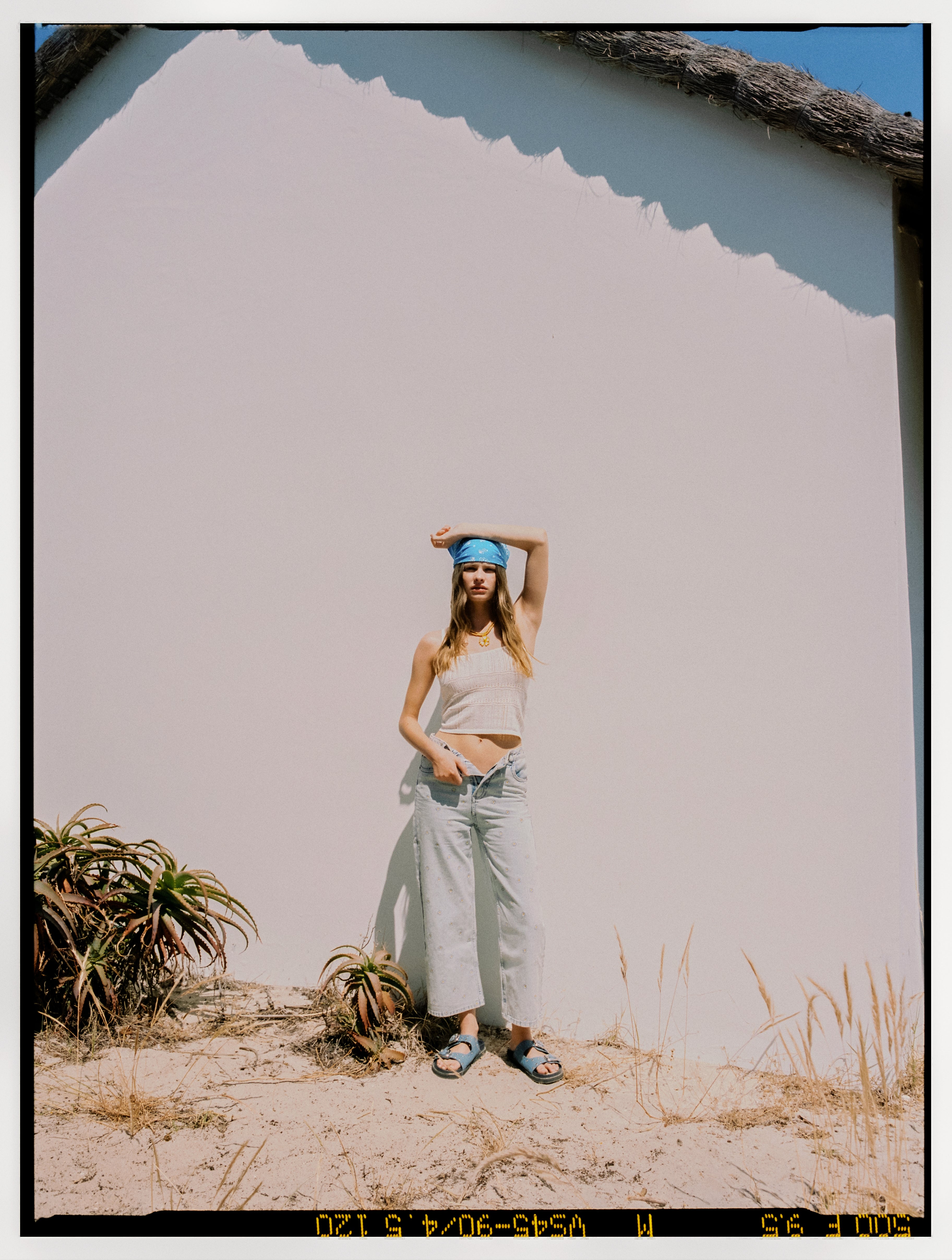 SCSUNNY EMB JEANS