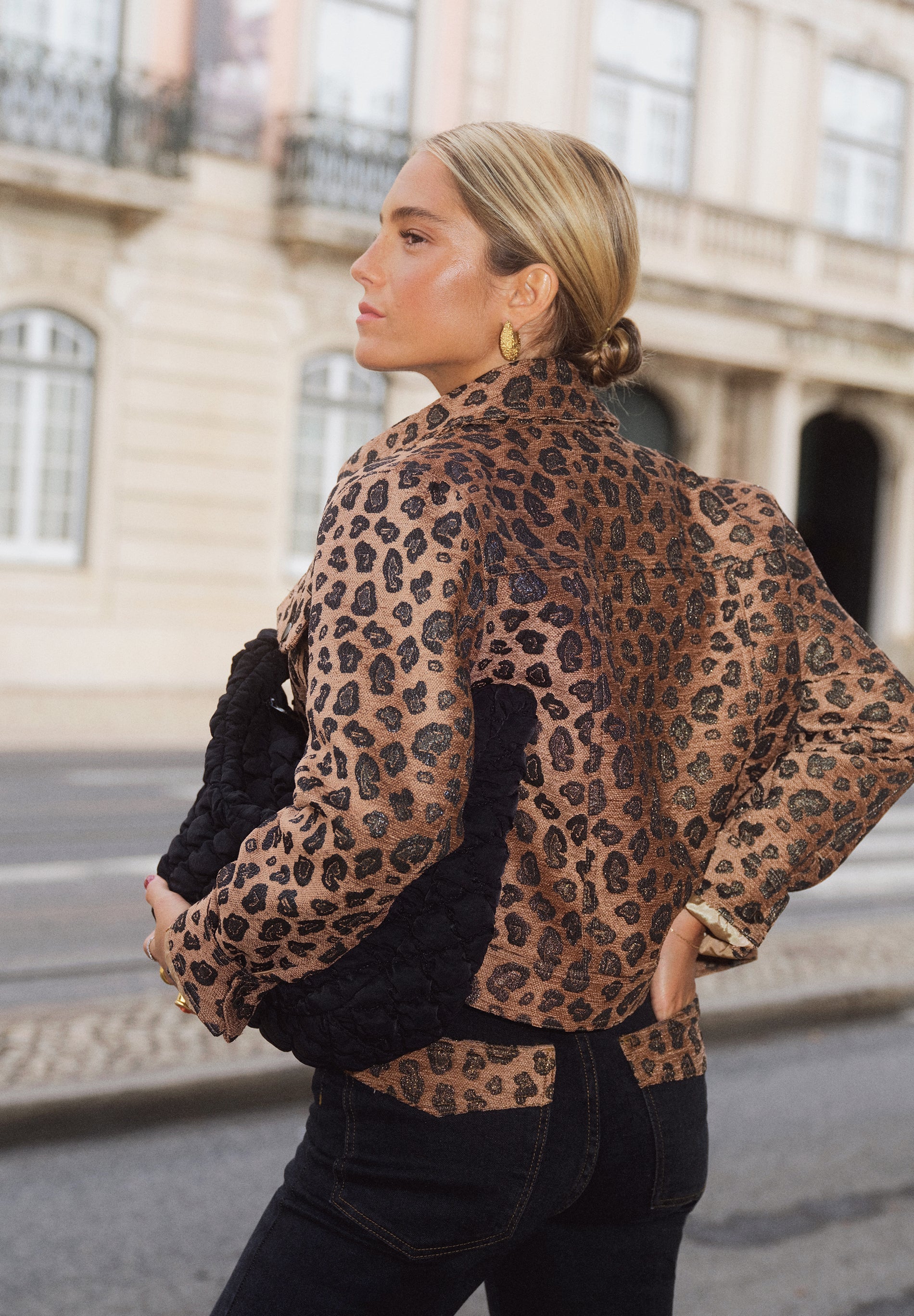 JACKE MIT ANIMALPRINT