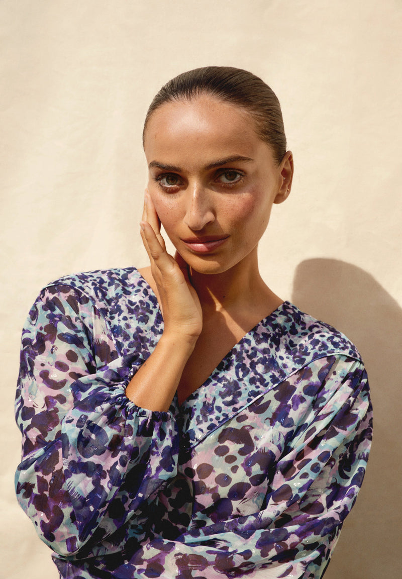 BLUSE MIT ANIMALPRINT
