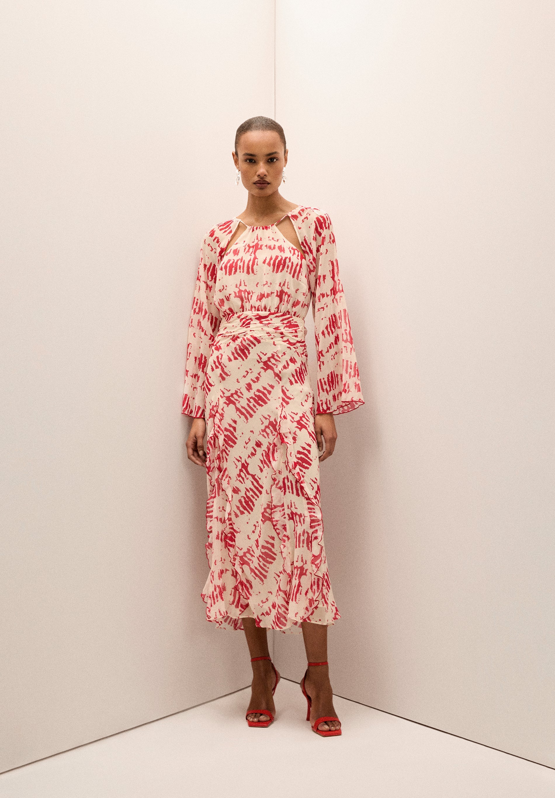 SCRUFFLE SLEEVE DRESS