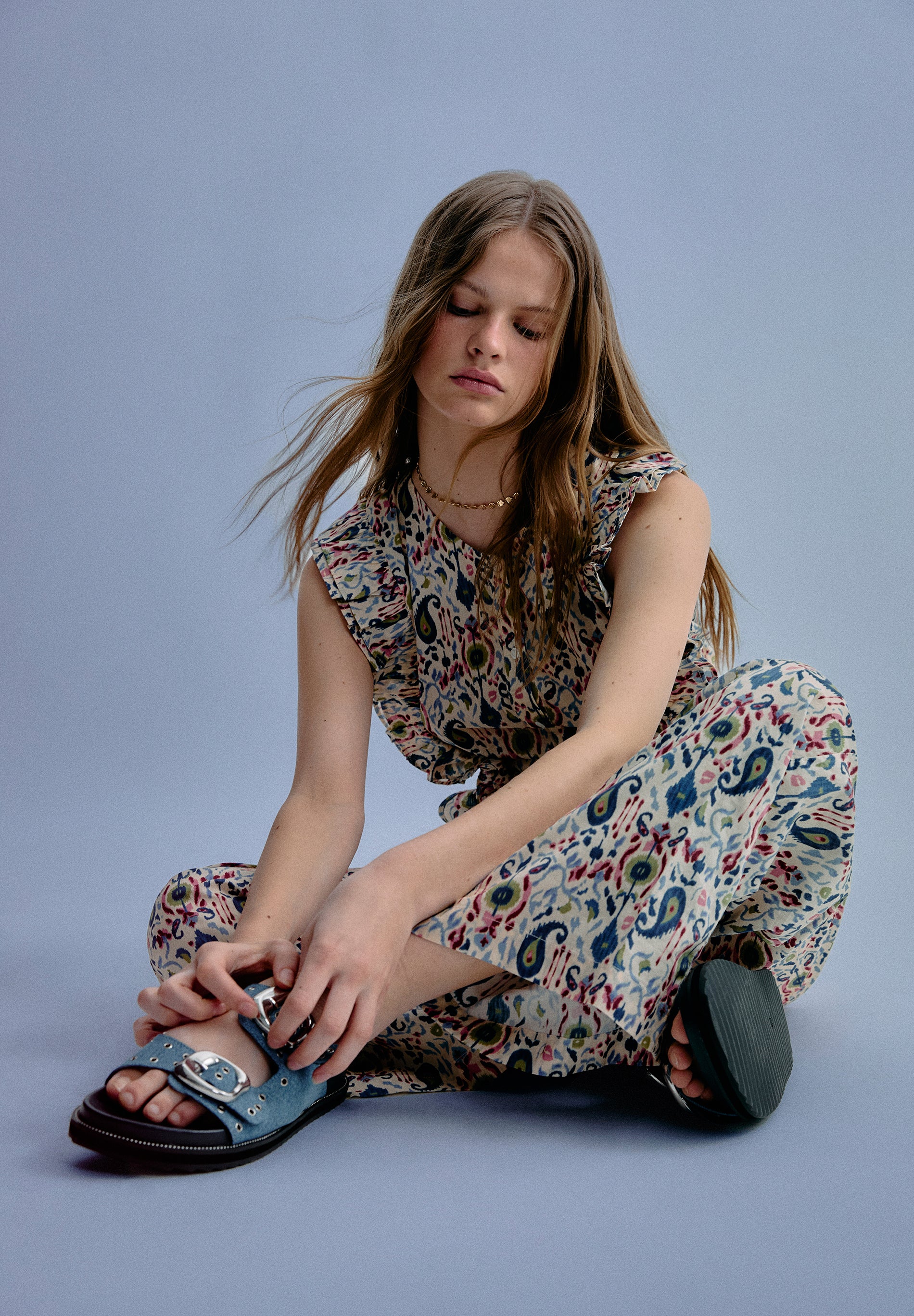 JUMPSUIT MIT PRINT UND VOLANT