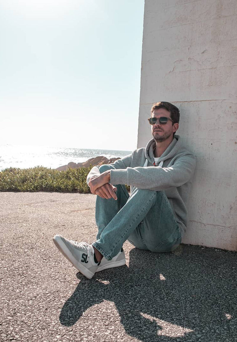 SNEAKER MIT SEITLICHEM SC-MOTIV