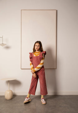 SMART DUNGAREE GIRLS